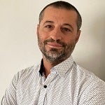 Nicolas Yken, Responsabile clienti