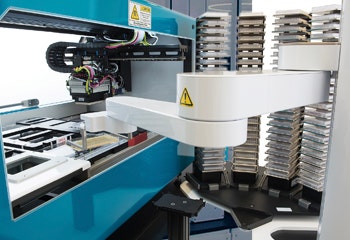 Automazione del laboratorio per screening di cloni ad alto rendimento
